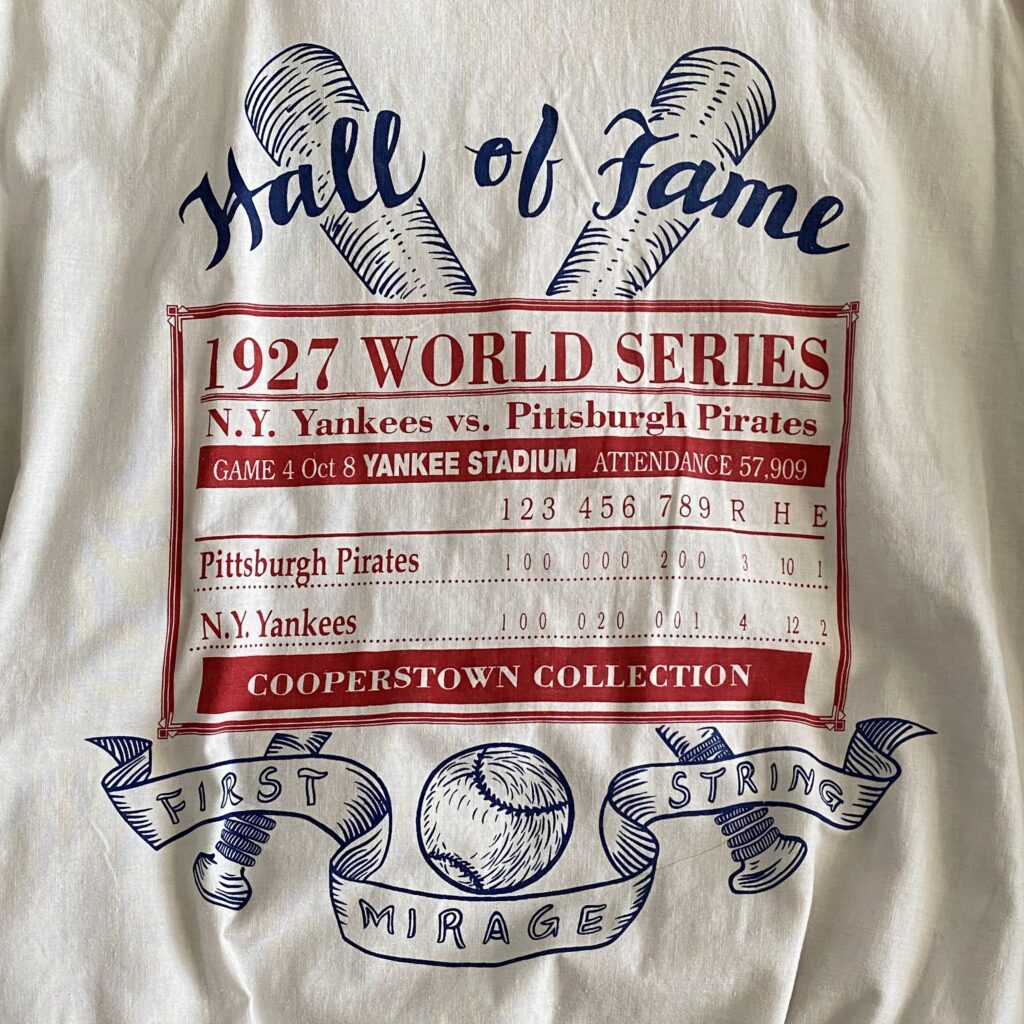 松村北斗　着用　MLB New York YANKEES ジャケット　リバーシブル　Cooperstown Collection　MIRAGE　ミラージュ　裏面　背中　デザイン