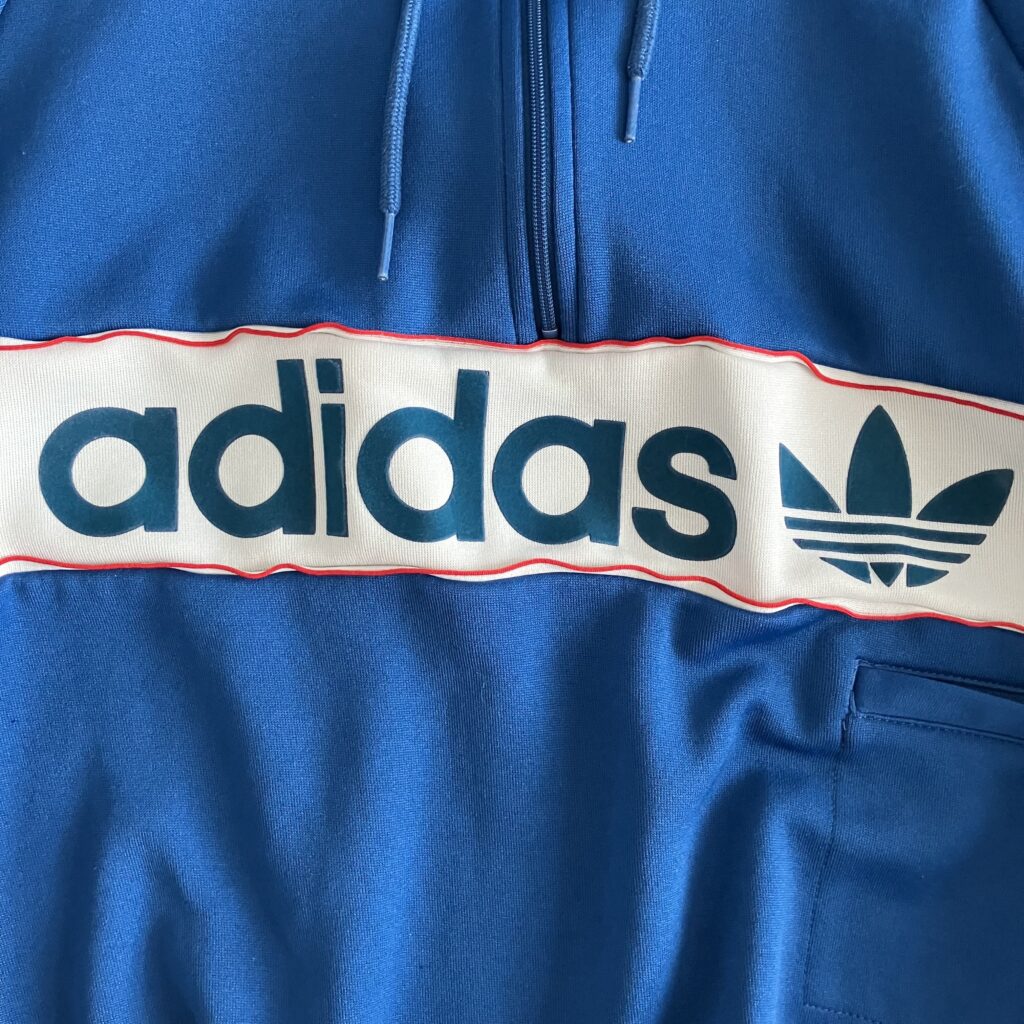 あいみょん　adidas ハーフジップ　フーディー　パーカー　ROCKIN’ON JAPAN　