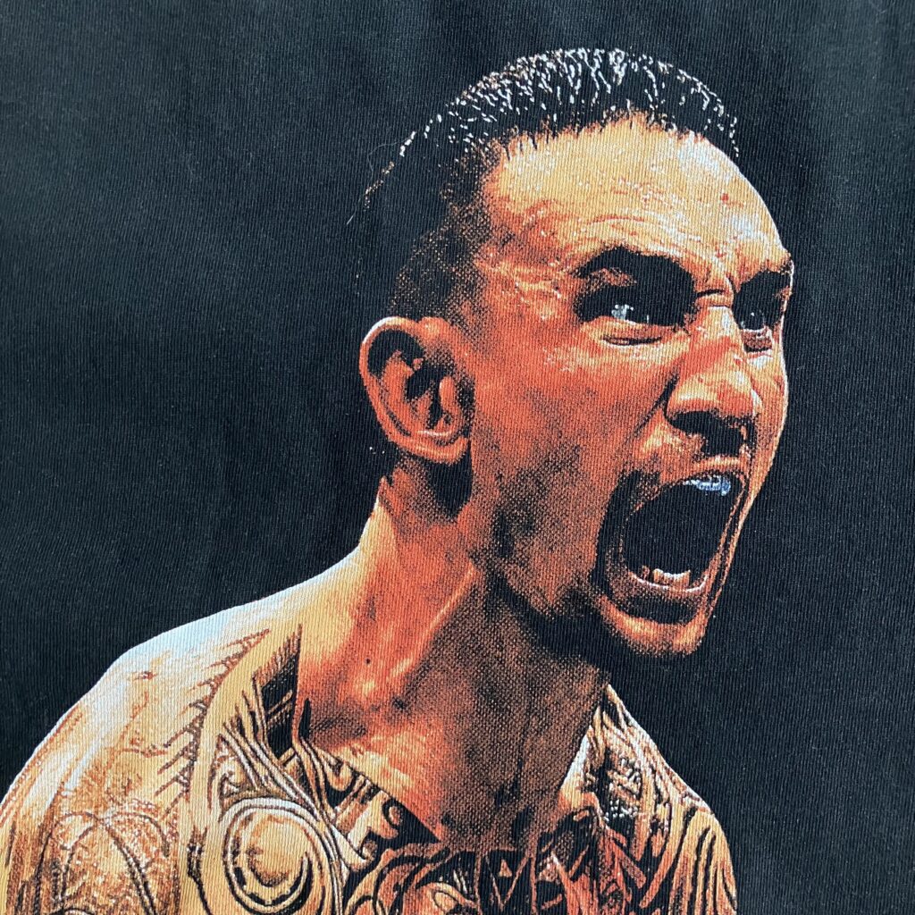 川口春奈 UFC BMF マックスホロウェイ Tシャツ