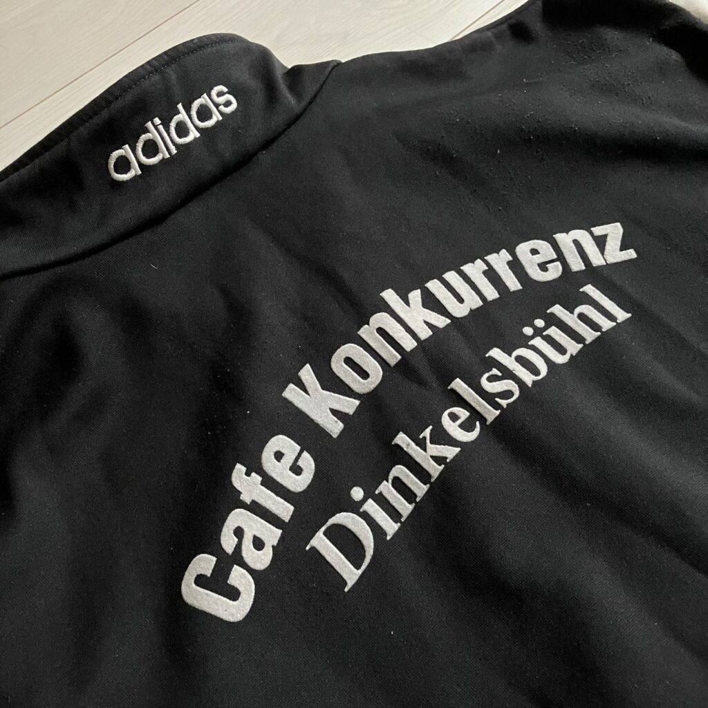 あのちゃん　あのちゃんの電電電波　 完全密着411日　アディダス　adidas トラックジャケット　ジャージ　90s